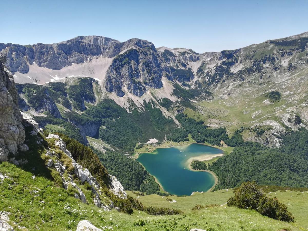Pensjonat Privatni Smjestaj "Mratinje" Plužine Zewnętrze zdjęcie